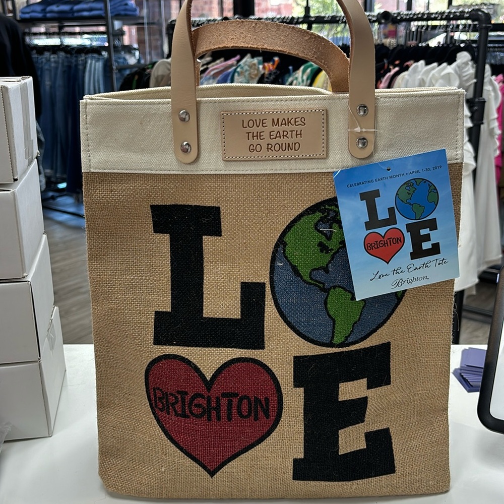 Brighton- Love the Earth tote, style D30191.